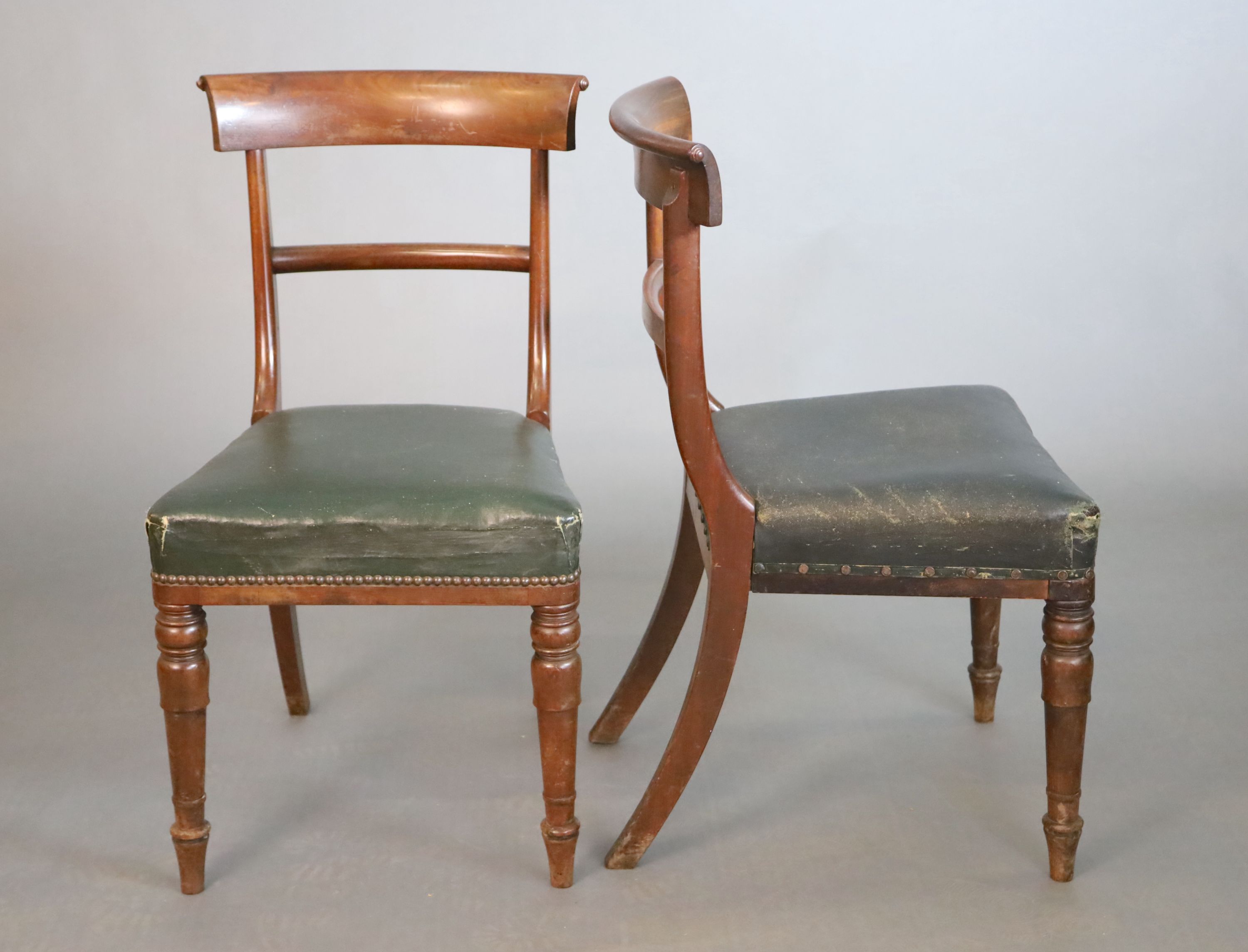 A set of eight William IV mahogany dining chairs, W.48.5cm H.86.5cm
